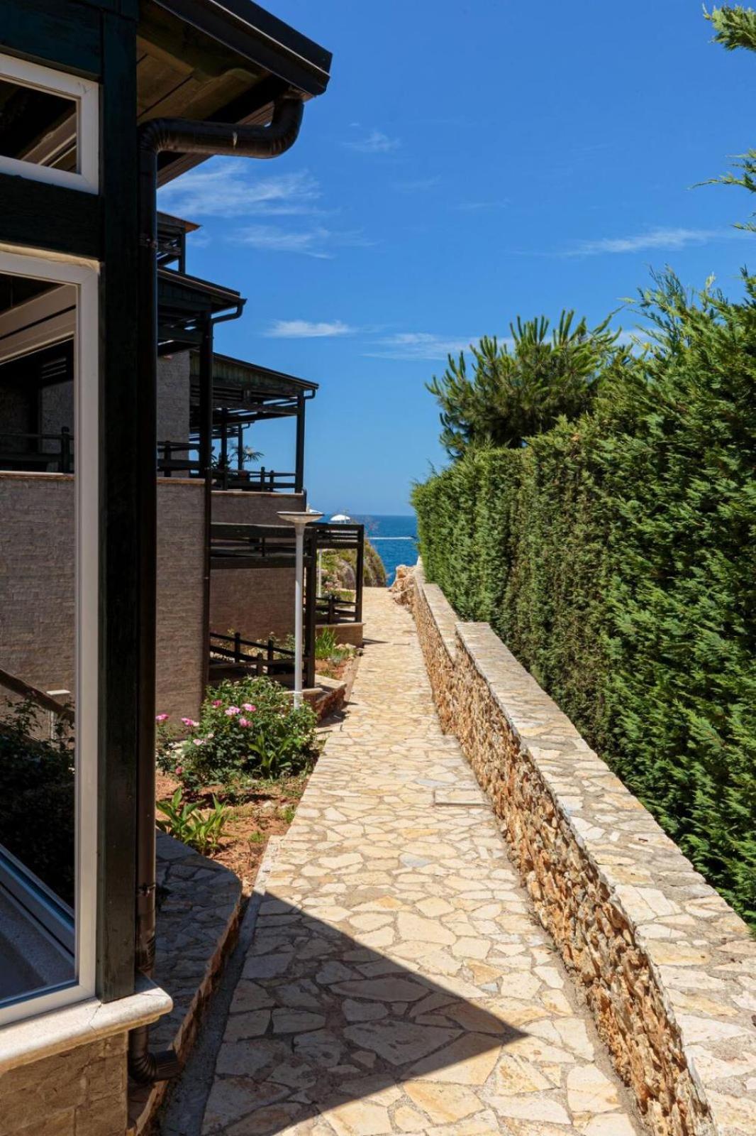 Bay Inn Apartment Sea Front Vlorë Εξωτερικό φωτογραφία